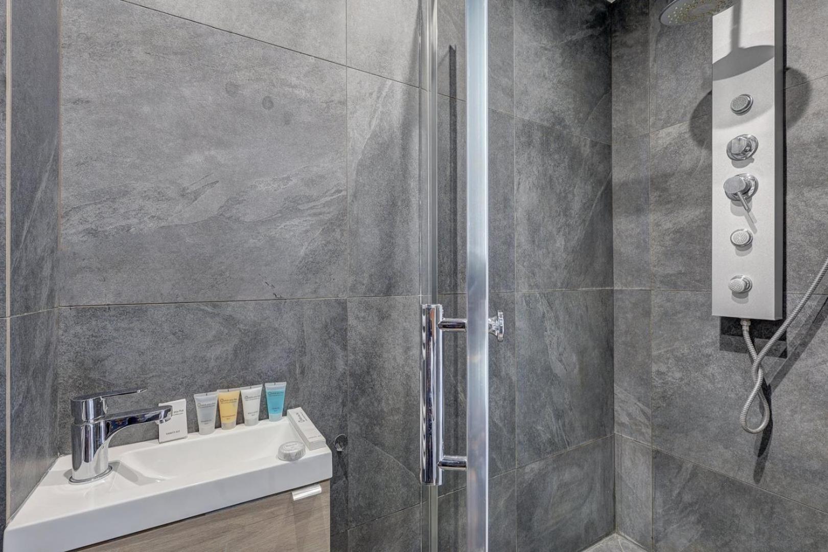 127 Suite Moshe - Superbe Appartement A Paris. Екстер'єр фото